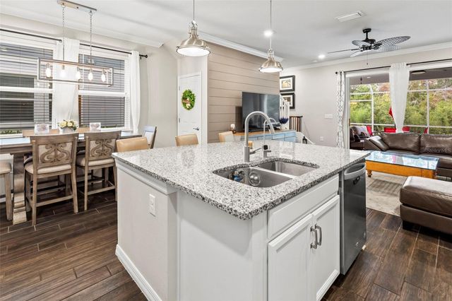 2872 GRAND KEMERTON PLACE, Tampa, FL 33618