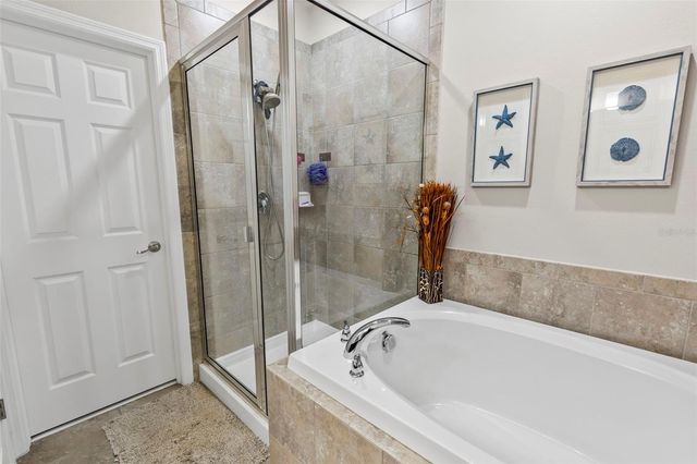 2872 GRAND KEMERTON PLACE, Tampa, FL 33618