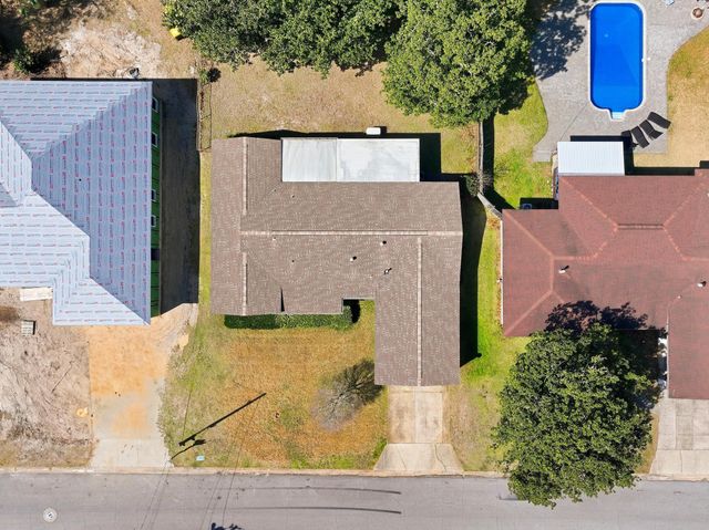 12 SE Waynel Circle, Fort Walton Beach, FL 32548