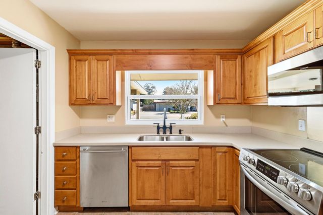 12 SE Waynel Circle, Fort Walton Beach, FL 32548