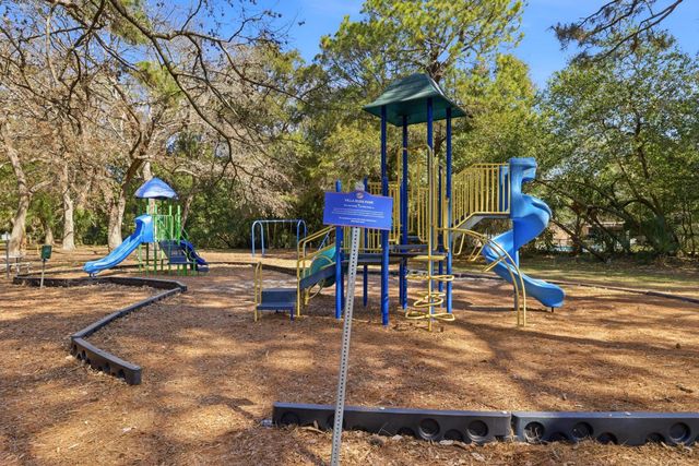 12 SE Waynel Circle, Fort Walton Beach, FL 32548