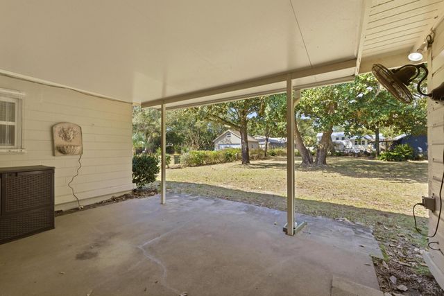 12 SE Waynel Circle, Fort Walton Beach, FL 32548