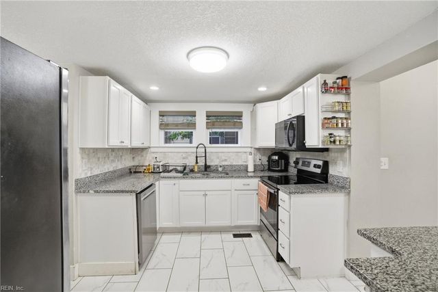 969 Merrimac AVE, Norfolk, VA 23504