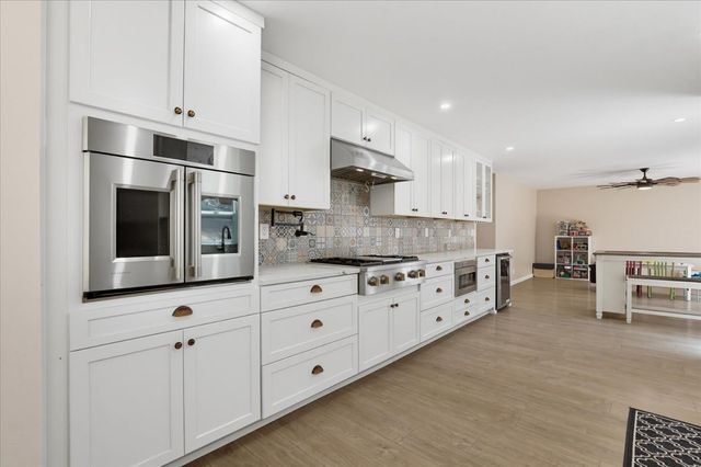 19407 Tiger Tail Rd, Grass Valley, CA 95949