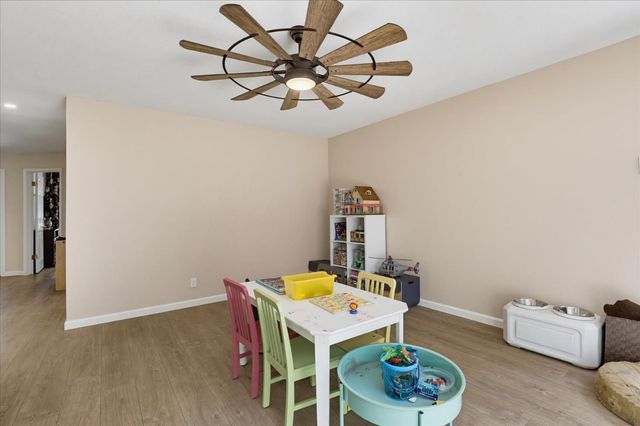 19407 Tiger Tail Rd, Grass Valley, CA 95949