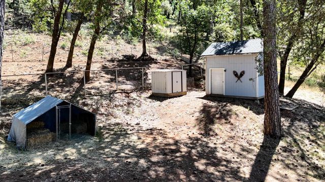 19407 Tiger Tail Rd, Grass Valley, CA 95949