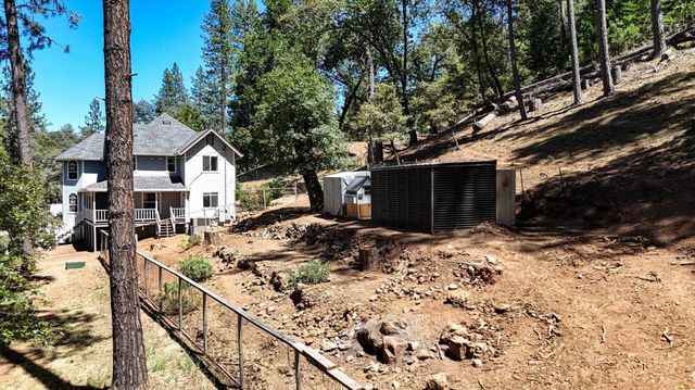 19407 Tiger Tail Rd, Grass Valley, CA 95949