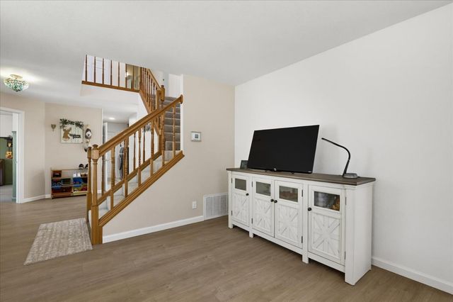19407 Tiger Tail Rd, Grass Valley, CA 95949
