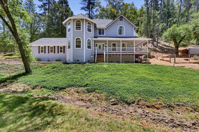 19407 Tiger Tail Rd, Grass Valley, CA 95949