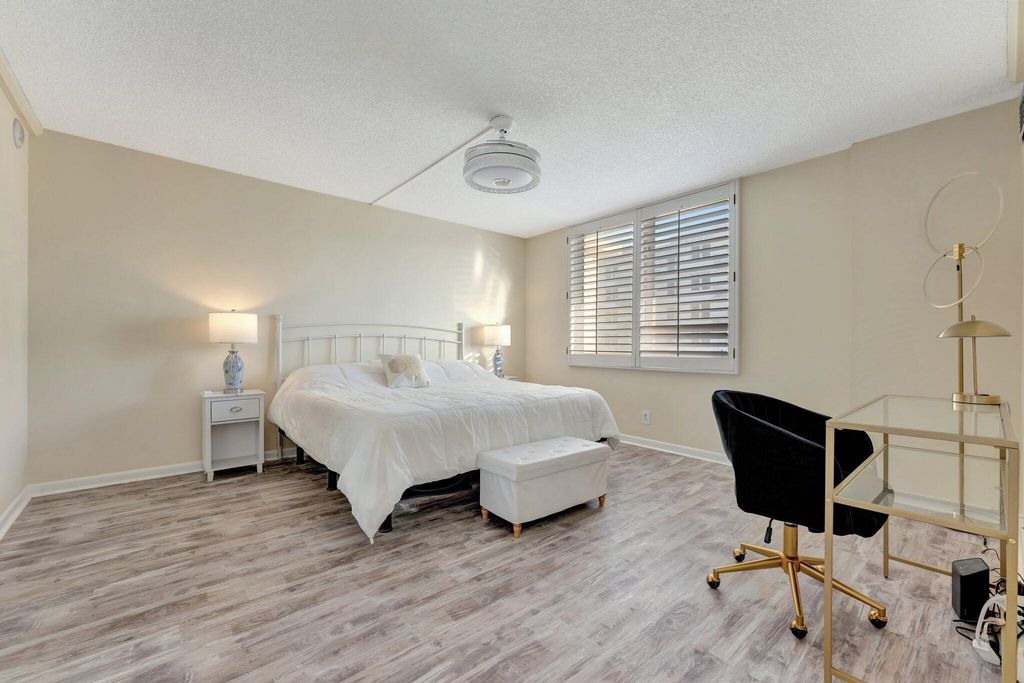 Image 13 of property listing at 3215 S Ocean Boulevard 703, Highland Beach, FL 33487