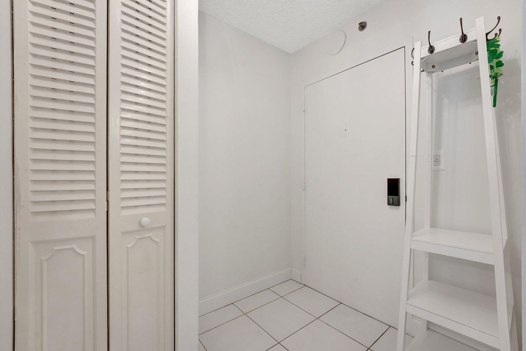 Image 18 of property listing at 3215 S Ocean Boulevard 703, Highland Beach, FL 33487