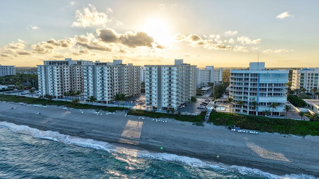 Image 26 of property listing at 3215 S Ocean Boulevard 703, Highland Beach, FL 33487