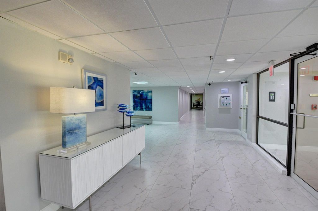 Image 32 of property listing at 3215 S Ocean Boulevard 703, Highland Beach, FL 33487