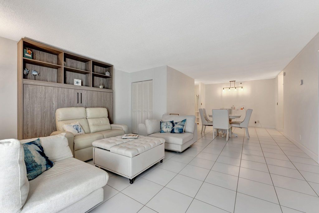 Image 9 of property listing at 3215 S Ocean Boulevard 703, Highland Beach, FL 33487