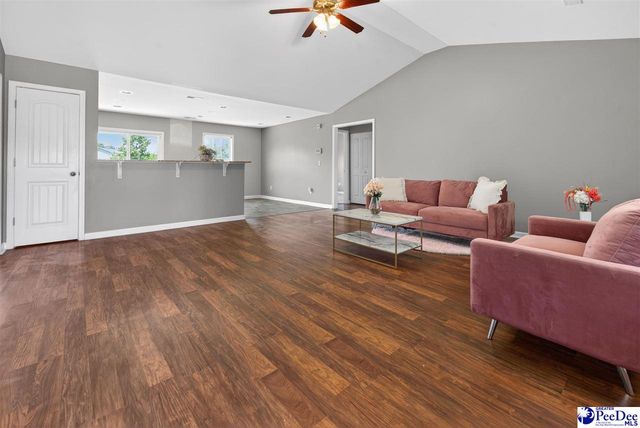 2114 Chatfield Dr, Florence, SC 29505