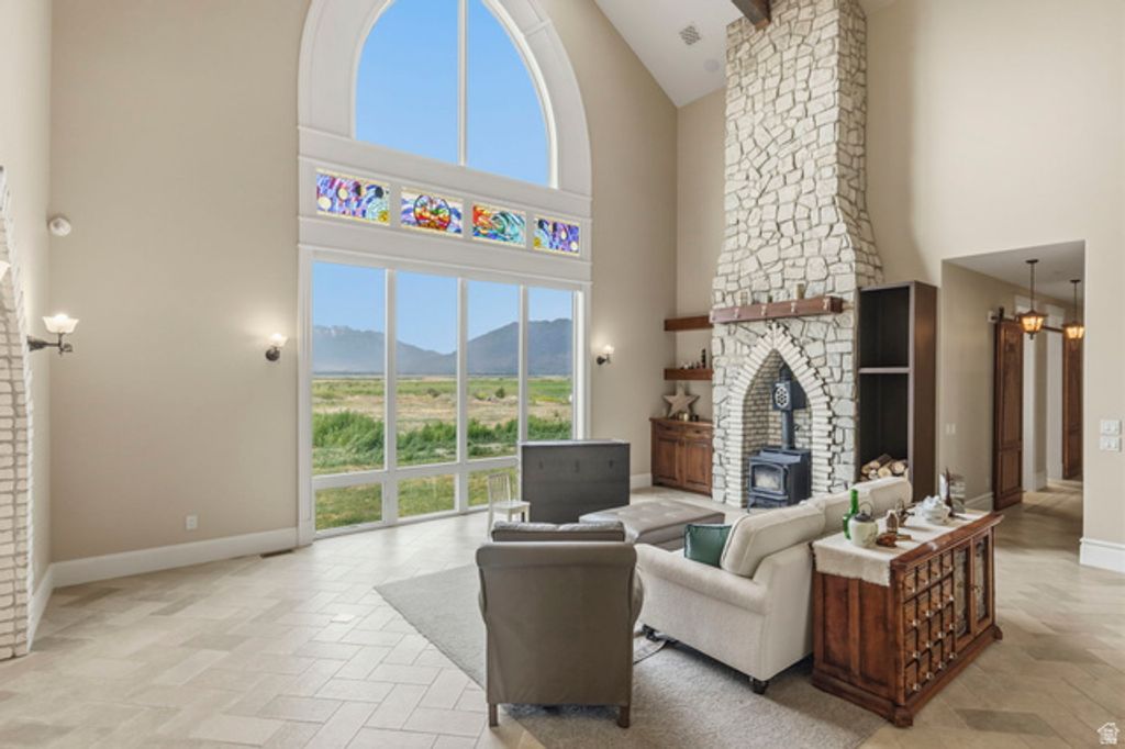 Image 27 of property listing at 2484 W 4000 S, Spanish Fork, UT 84660