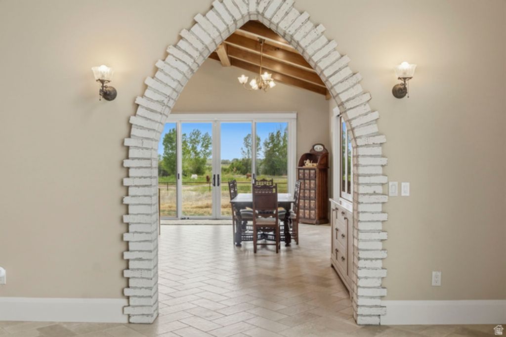 Image 33 of property listing at 2484 W 4000 S, Spanish Fork, UT 84660