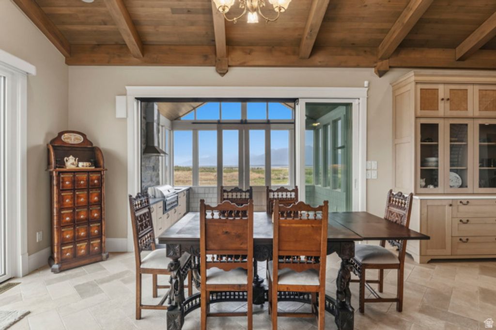 Image 40 of property listing at 2484 W 4000 S, Spanish Fork, UT 84660