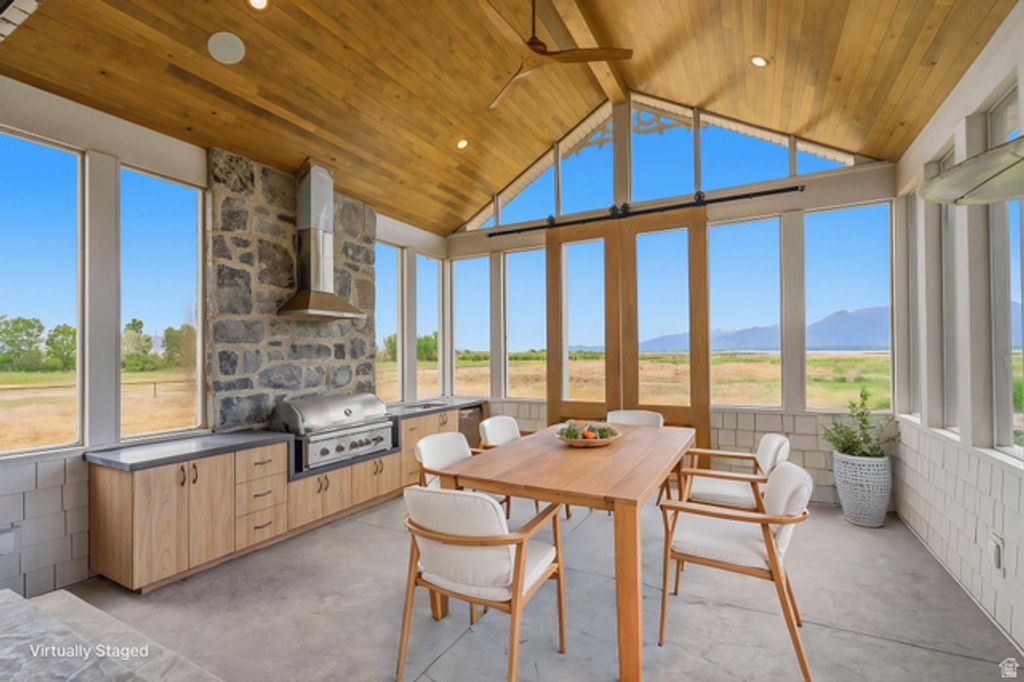 Image 48 of property listing at 2484 W 4000 S, Spanish Fork, UT 84660