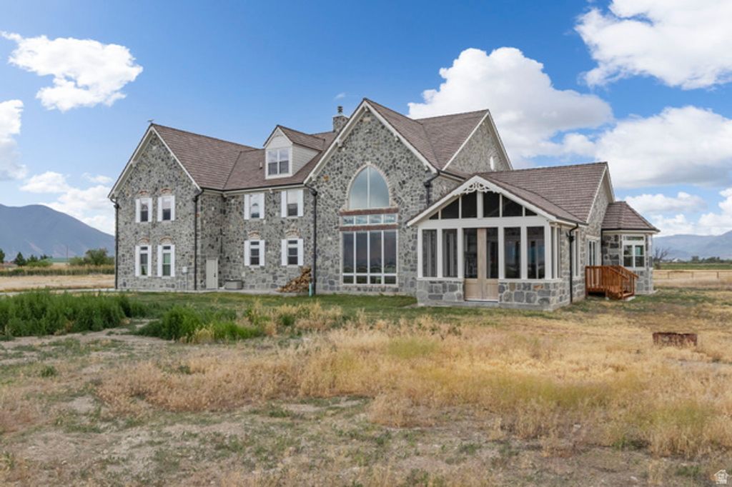Image 93 of property listing at 2484 W 4000 S, Spanish Fork, UT 84660