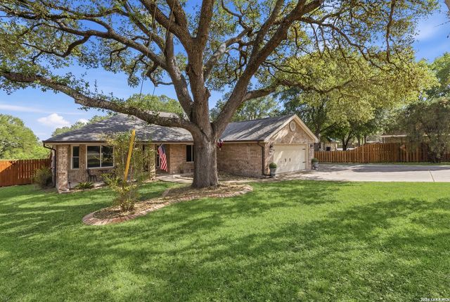 181 Skytrail, New Braunfels, TX 78130