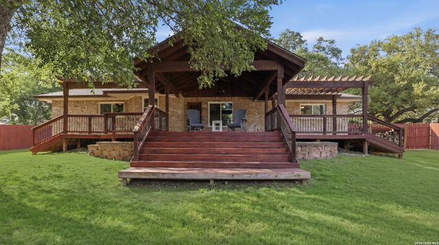 181 Skytrail, New Braunfels, TX 78130