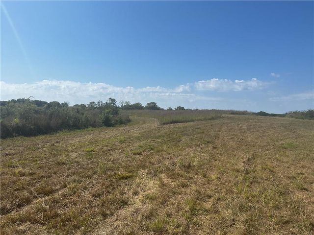 Y Highway, Oregon, MO 64473