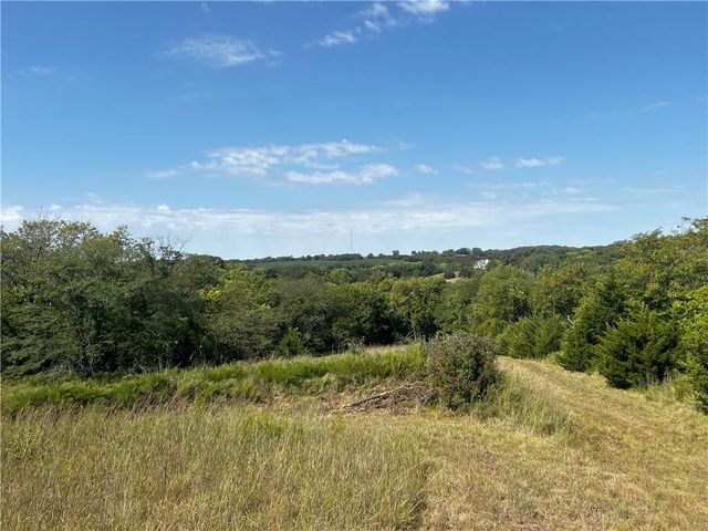 Y Highway, Oregon, MO 64473