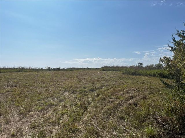 Y Highway, Oregon, MO 64473