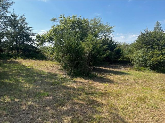 Y Highway, Oregon, MO 64473