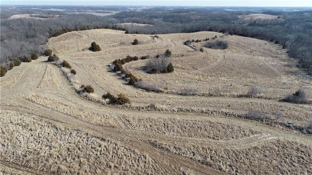 Y Highway, Oregon, MO 64473