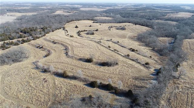 Y Highway, Oregon, MO 64473