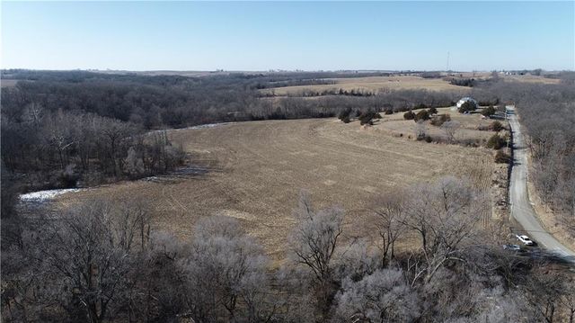 Y Highway, Oregon, MO 64473