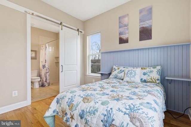 109 WAX WING CT, Lake Frederick, VA 22630