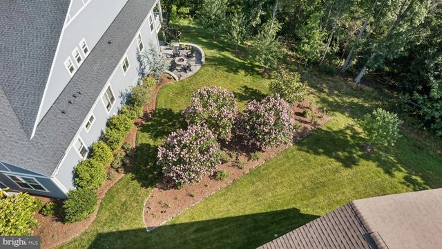 109 WAX WING CT, Lake Frederick, VA 22630