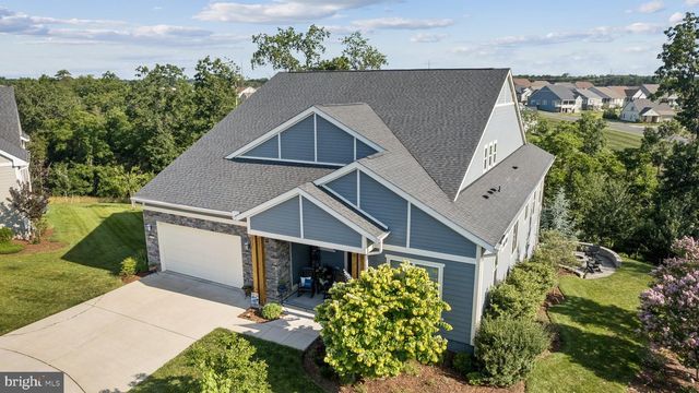 109 WAX WING CT, Lake Frederick, VA 22630