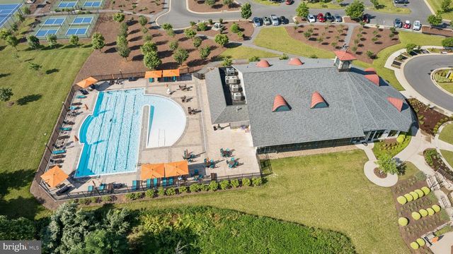 109 WAX WING CT, Lake Frederick, VA 22630