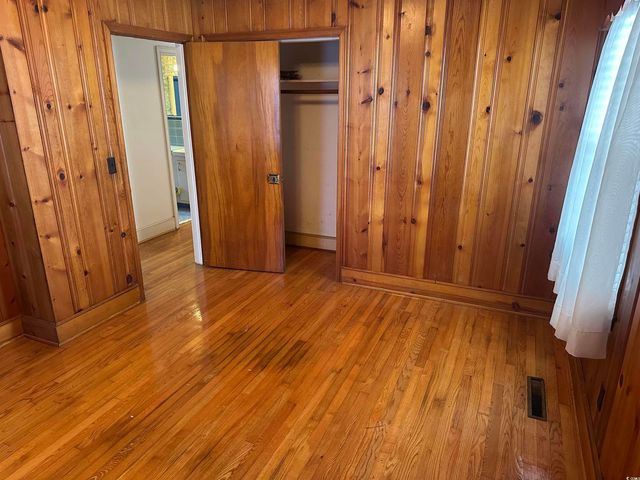103 E 2nd Ave., Lake View, SC 29563
