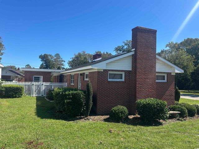 103 E 2nd Ave., Lake View, SC 29563