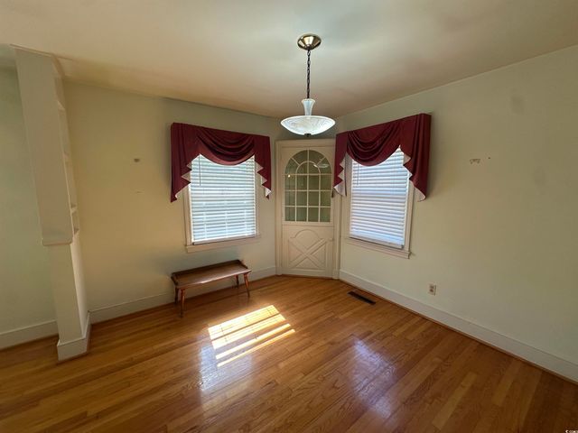 103 E 2nd Ave., Lake View, SC 29563