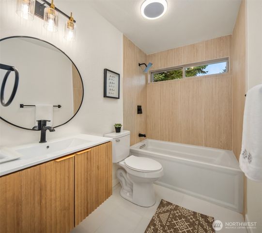 727 198th Place SE, Bothell, WA 98012