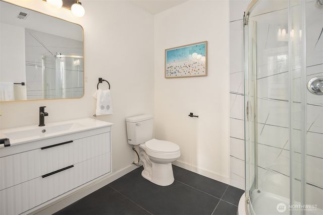 727 198th Place SE, Bothell, WA 98012