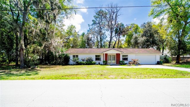 707 Howard Street, Inverness, FL 34453
