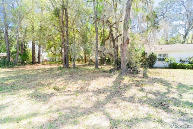 707 Howard Street, Inverness, FL 34453