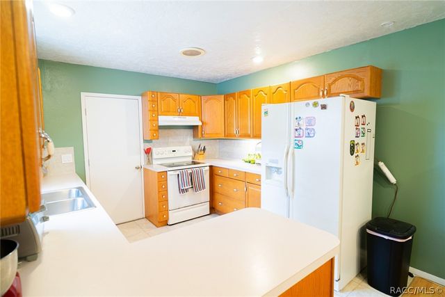 707 Howard Street, Inverness, FL 34453