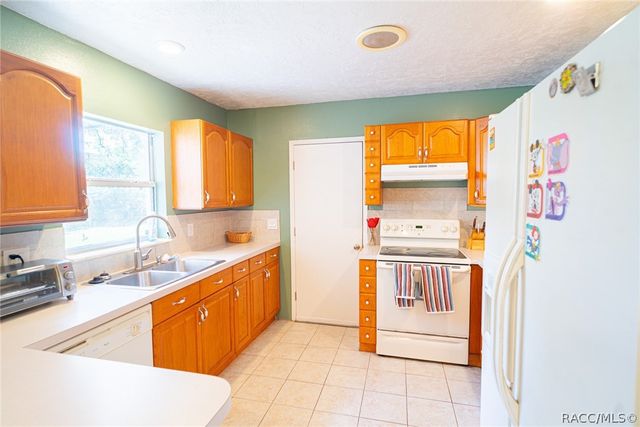 707 Howard Street, Inverness, FL 34453