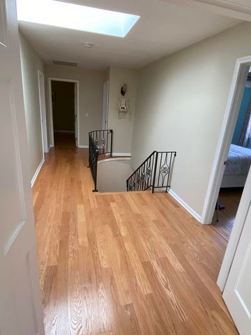 357 Roberts Road, Inverness, IL 60010