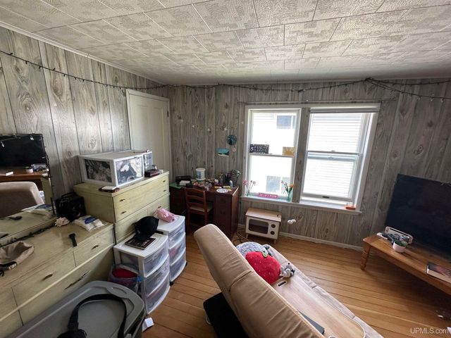 25417 Elm Street, Calumet, MI 49913