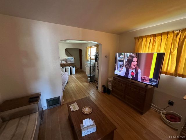 25417 Elm Street, Calumet, MI 49913