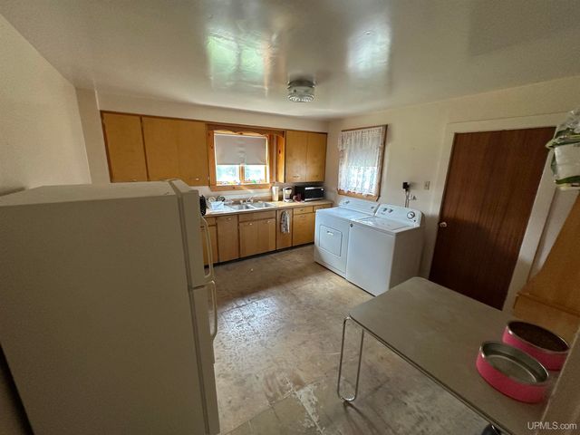 25417 Elm Street, Calumet, MI 49913